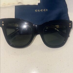 Gucci Black Cat eye Sunglasses with Case